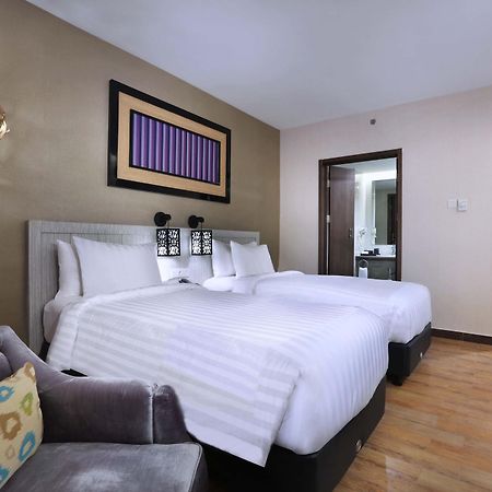 Harper Perintis By Aston Otel Makassar Dış mekan fotoğraf