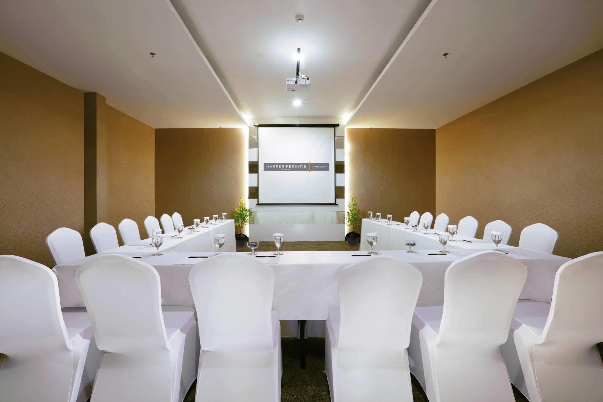 Harper Perintis By Aston Otel Makassar Dış mekan fotoğraf